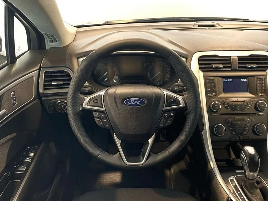 Ford Mondeo, 2016г., передний привод, автомат