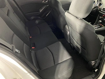 Mazda 3, 2016г, передний привод, автомат