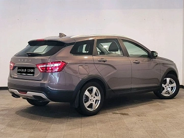 Lada (ВАЗ) Vesta, 2018г, передний привод, механика