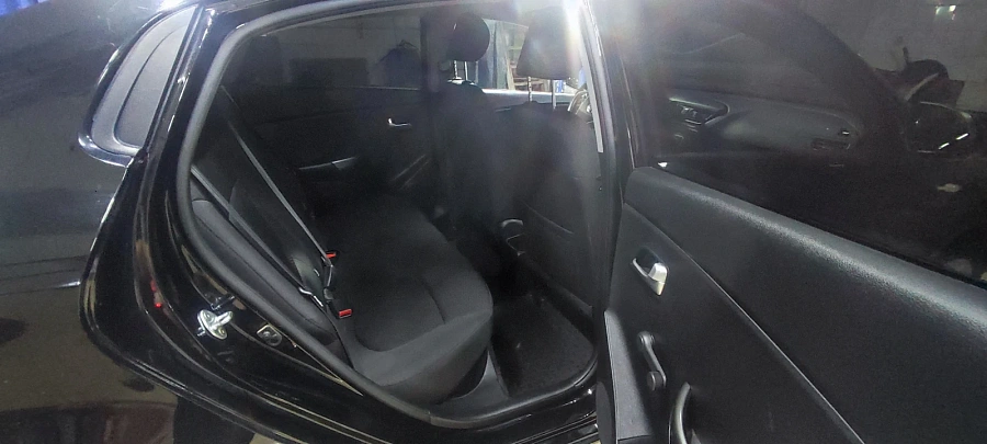 Kia Rio, 2015г., передний привод, механика