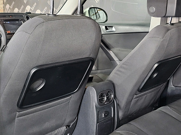 Volkswagen Tiguan, 2013г, передний привод, робот