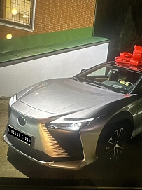 Lexus RZ, 2023г, полный привод, автомат