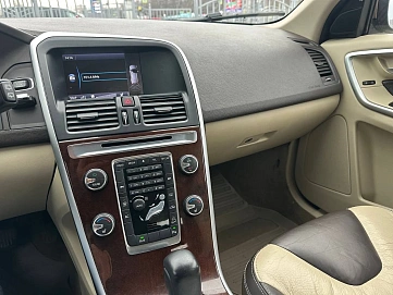 Volvo XC60, 2011г, полный привод, автомат