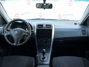 Toyota Corolla, 2008г, передний привод, робот