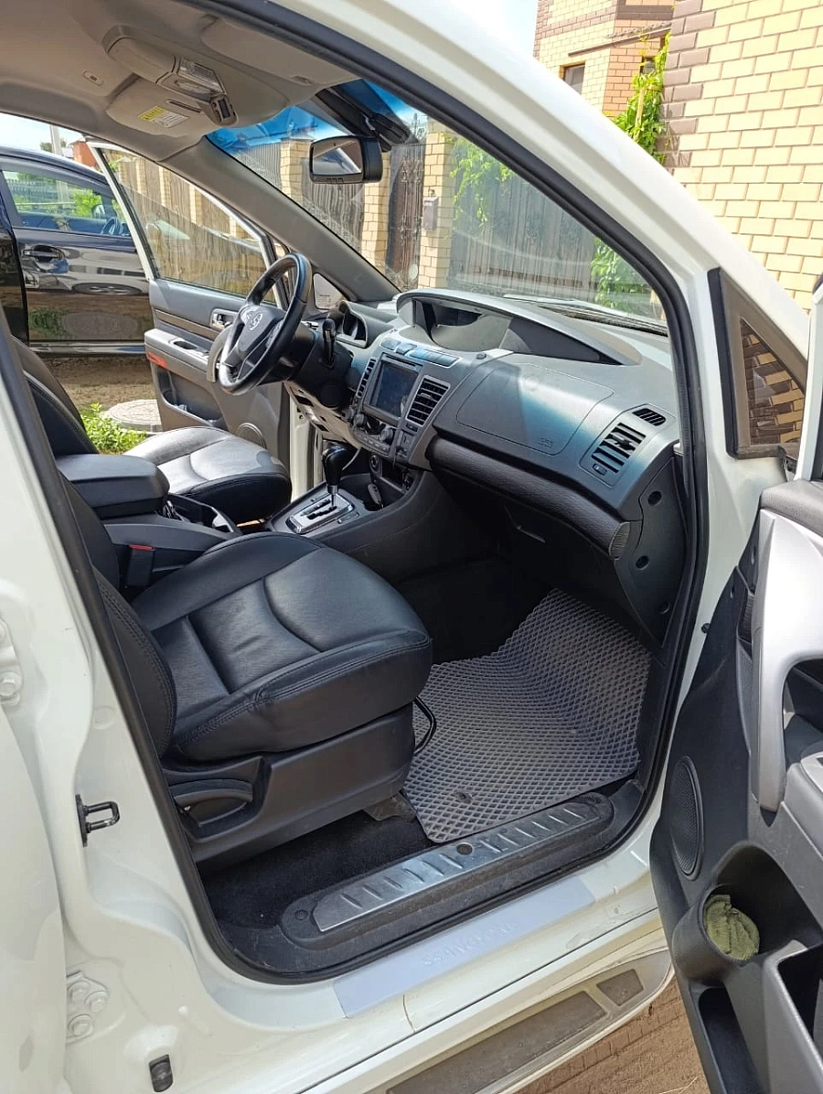SsangYong Korando Turismo, 2018г., полный привод, автомат