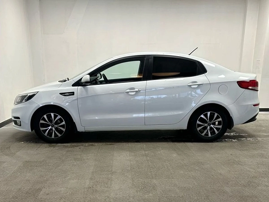 Kia Rio, 2016г., передний привод, механика