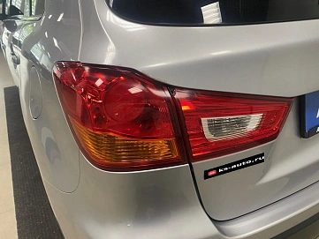Mitsubishi ASX, 2011г., передний привод, вариатор