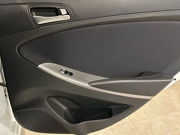 Hyundai Solaris, 2016г, передний привод, автомат