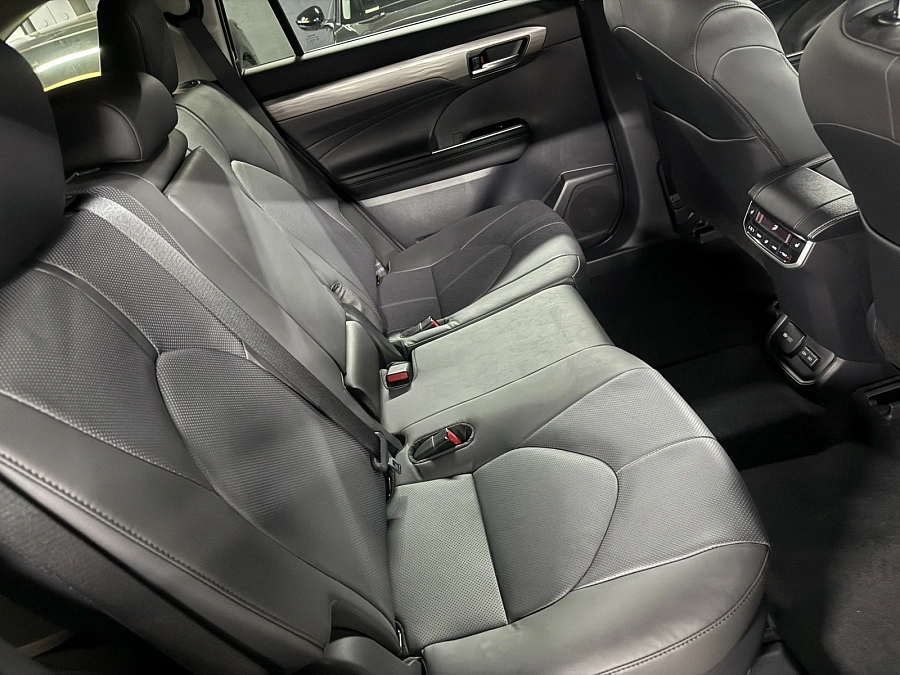 Toyota Highlander, 2026г., полный привод, автомат