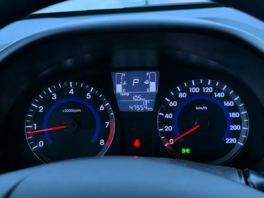 Hyundai Solaris, 2016г., передний привод, автомат