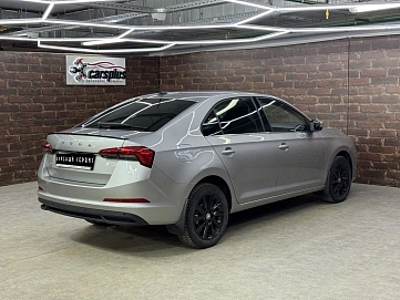 Skoda Rapid, 2021г, передний привод, робот