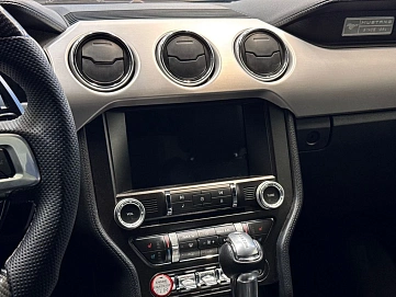 Ford Mustang, 2016г, задний привод, автомат