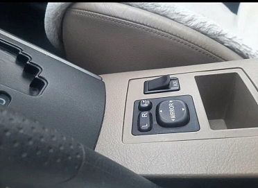 Toyota RAV4, 2010г, полный привод, вариатор