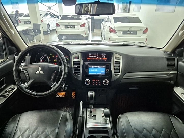 Mitsubishi Pajero, 2015г., полный привод, автомат