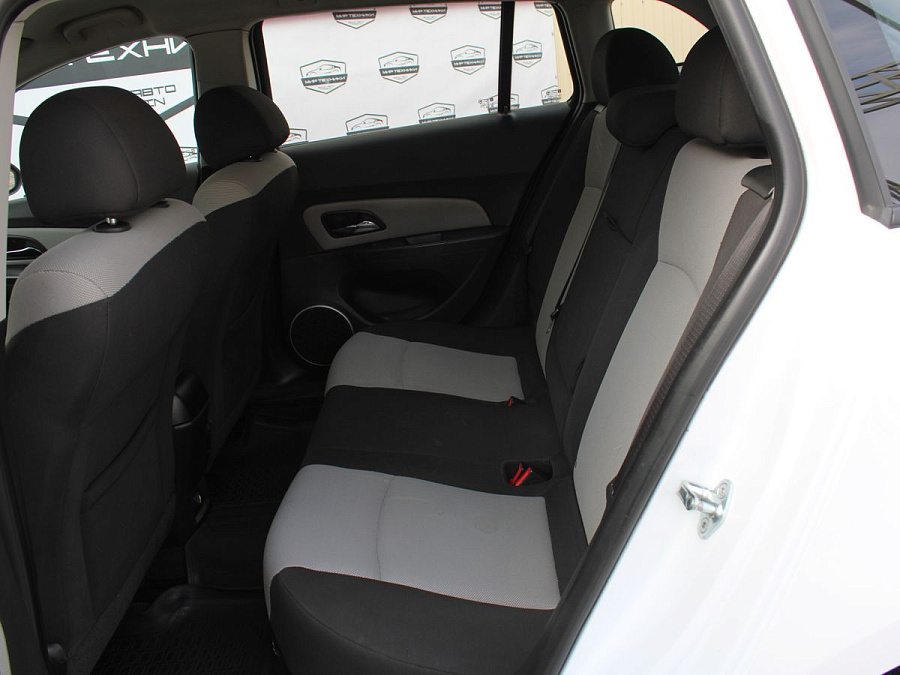 Chevrolet Cruze, 2014г., передний привод, механика