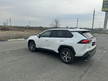 Toyota RAV4, 2021г, полный привод, автомат