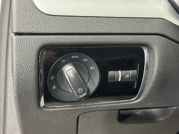 Skoda Superb, 2013г, передний привод, робот