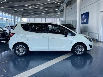 Opel Meriva, 2013г, передний привод, автомат