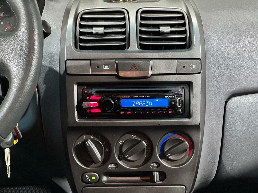 Hyundai Accent, 2003г., передний привод, автомат