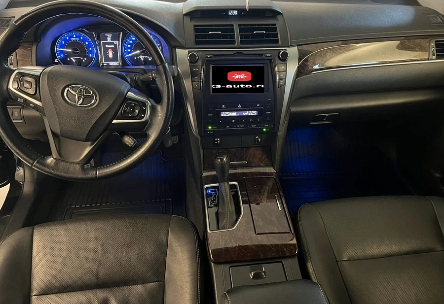 Toyota Camry, 2017г., передний привод, автомат