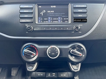 Kia Rio, 2017г, передний привод, механика
