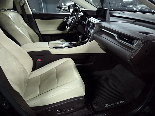 Lexus RX, 2020г, полный привод, автомат