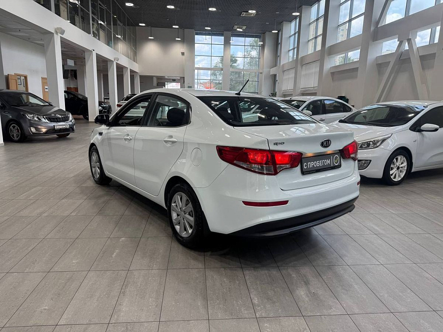 Kia Rio, 2015г., передний привод, механика