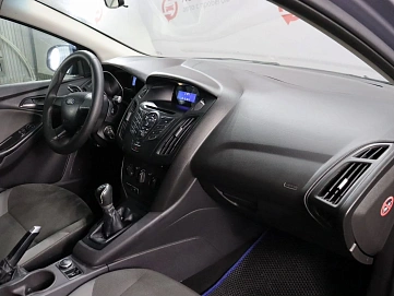 Ford Focus, 2013г, передний привод, механика
