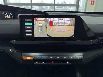 Changan UNI-V, 2023г, передний привод, робот