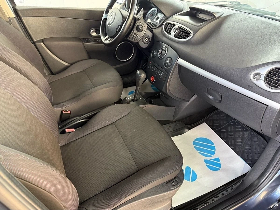 Renault Clio, 2007г., передний привод, автомат