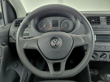Volkswagen Polo, 2018г, передний привод, механика