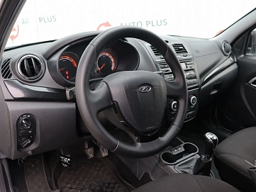 Lada (ВАЗ) , 2020г., передний привод, механика