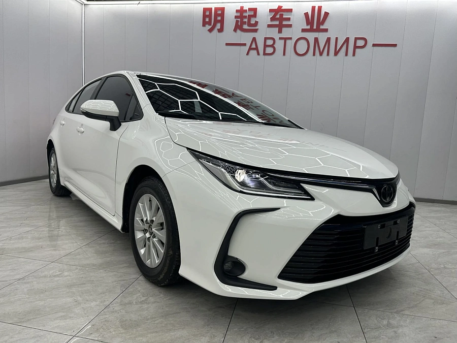 Toyota Corolla, 2021г., передний привод, вариатор