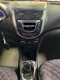 Hyundai Solaris, 2012г, передний привод, механика
