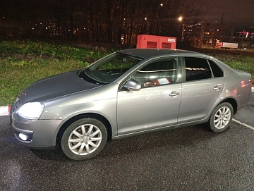 Volkswagen Jetta, 2010г, передний привод, робот