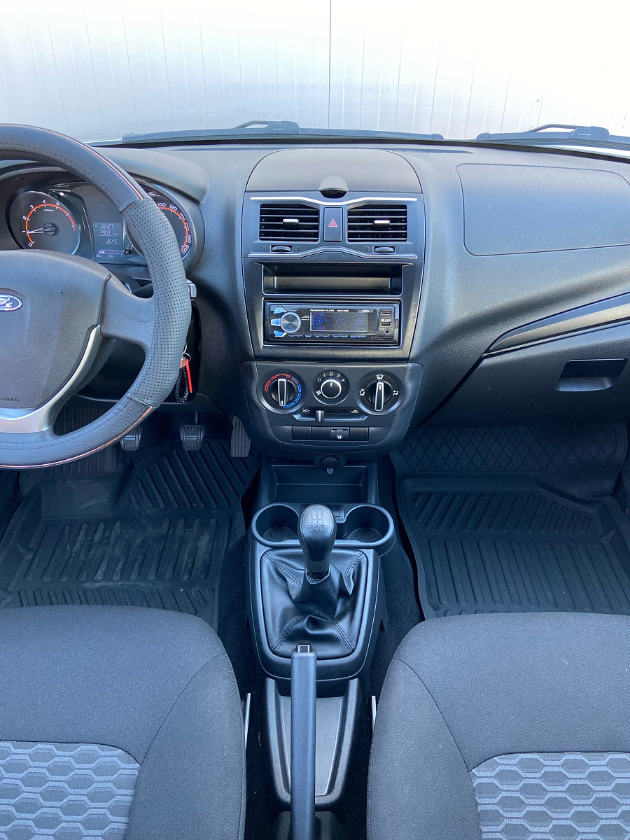 Lada (ВАЗ) Granta, 2019г., передний привод, механика
