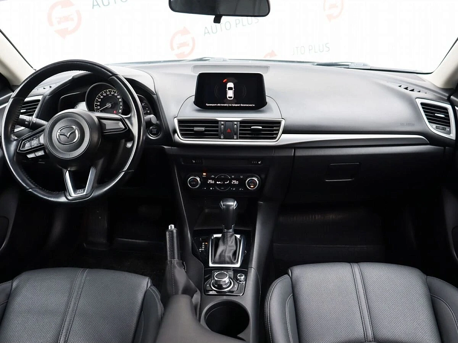 Mazda 3, 2017г., передний привод, автомат