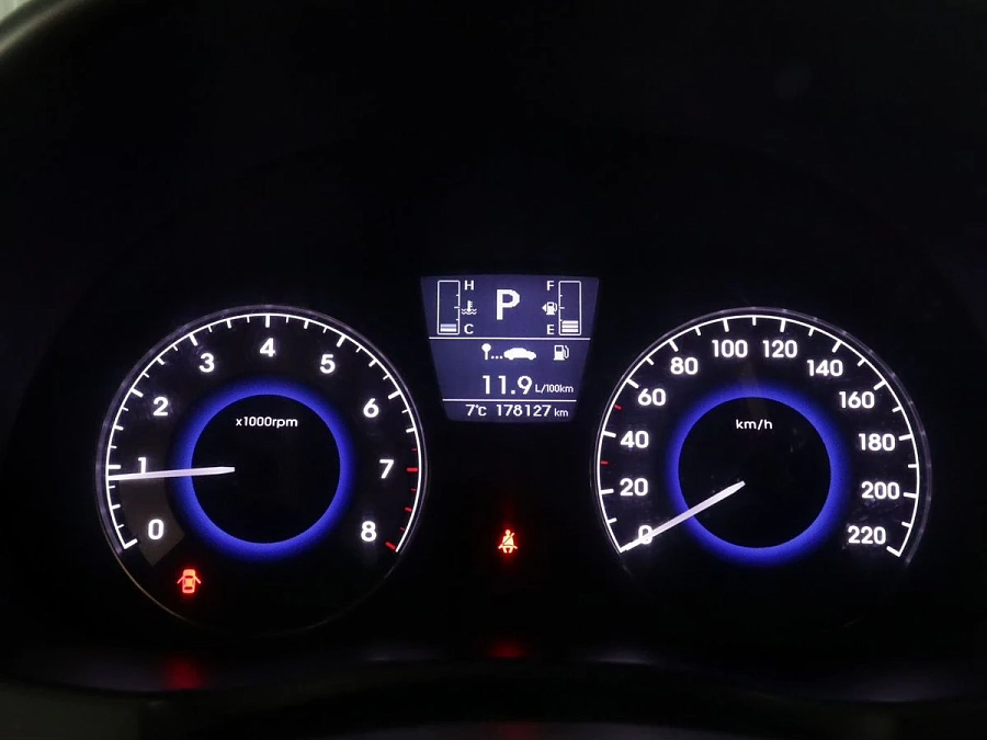 Hyundai Solaris, 2014г., передний привод, автомат