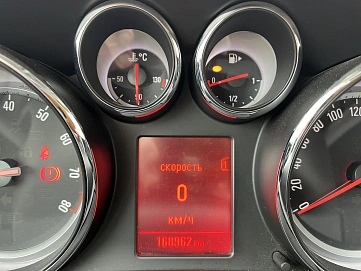 Opel Astra, 2013г, передний привод, механика