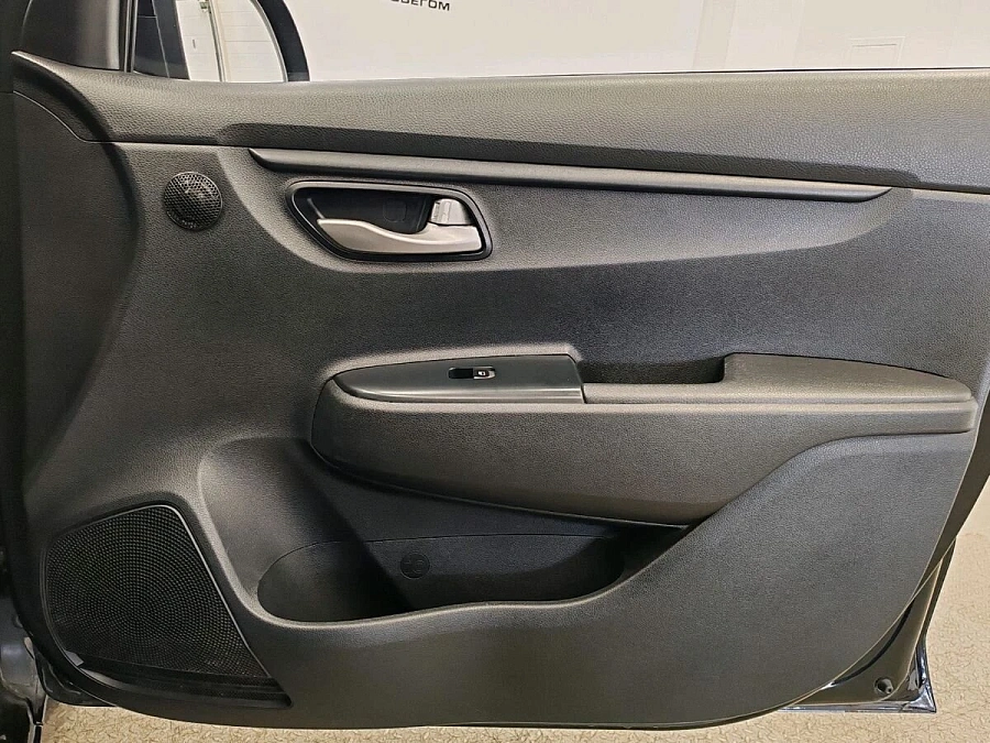 Kia Rio, 2017г., передний привод, механика