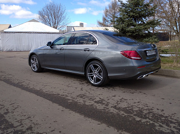 Mercedes-Benz E-Класс, 2018г, полный привод, автомат