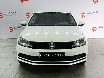 Volkswagen Jetta, 2015г, передний привод, робот