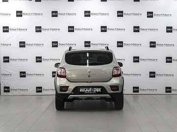 Renault , 2015г., передний привод, механика