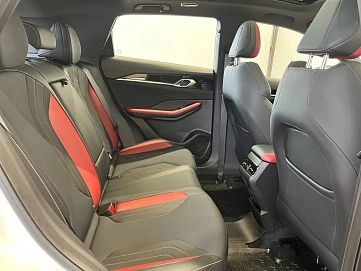 Geely Coolray, 2024г, передний привод, робот