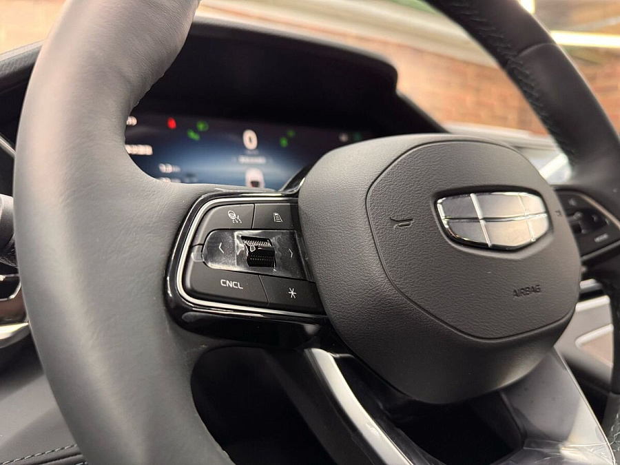 Geely Monjaro, 2025г., передний привод, автомат