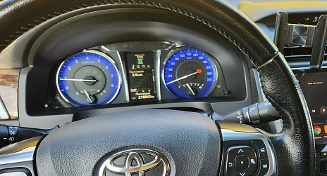 Toyota Camry, 2015г, передний привод, автомат