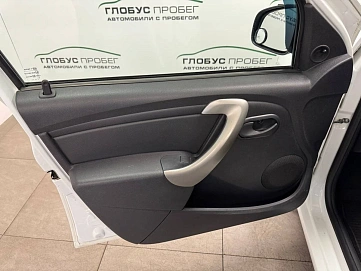 Renault Logan, 2015г, передний привод, механика