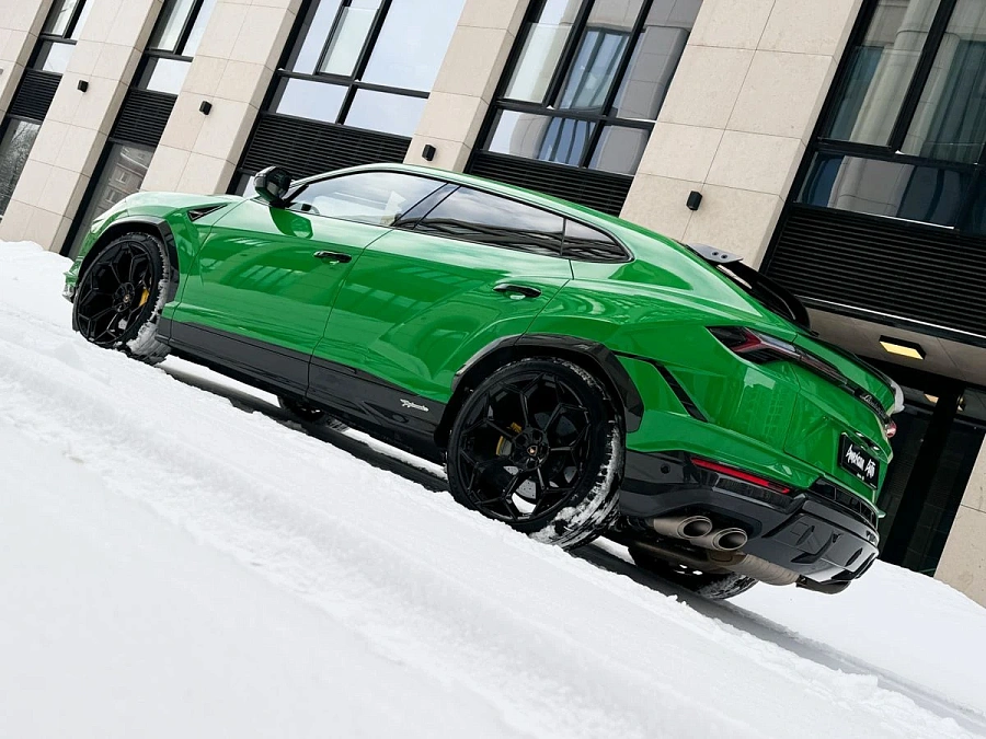 Lamborghini Urus, 2023г., полный привод, автомат