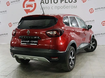 Renault Kaptur, 2021г, передний привод, вариатор