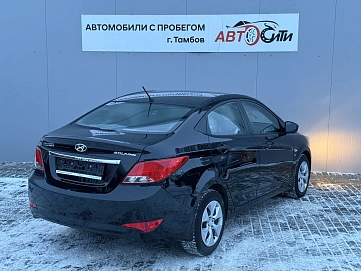 Hyundai Solaris, 2015г, передний привод, автомат